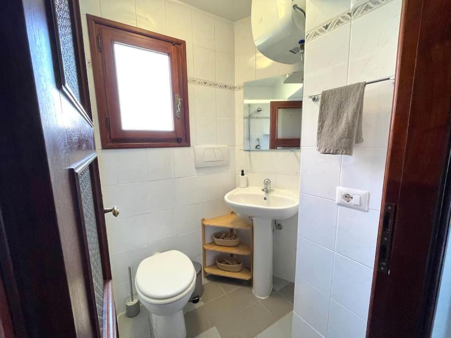 Historic Downtown Home By The Sea With King Bed مونتيروسّو ال ماري المظهر الخارجي الصورة